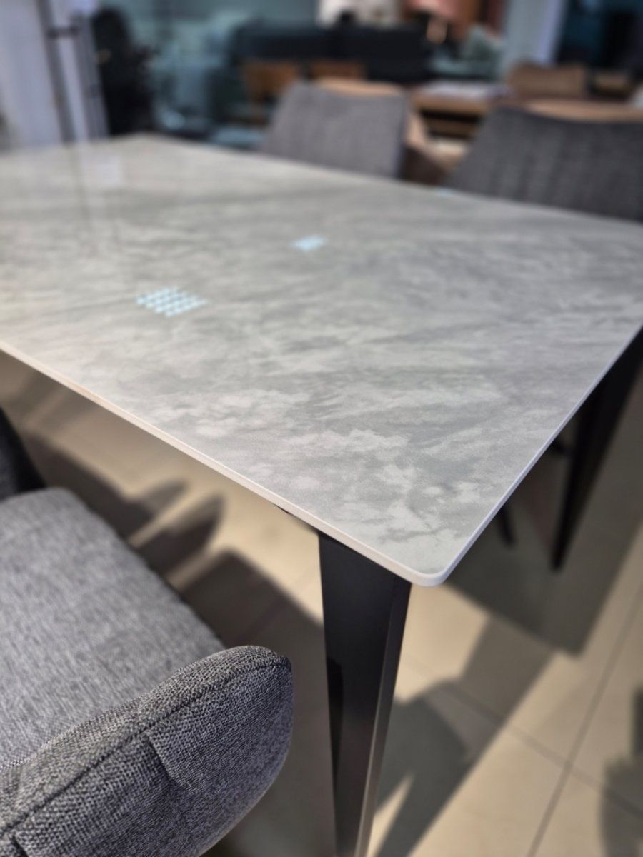 Стіл обідній NORMAN CERAMIC 1400x900 Muie White глянець/Чорний